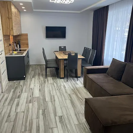 Guest House Zatyshnyi Dvir Bukovel Exterior photo
