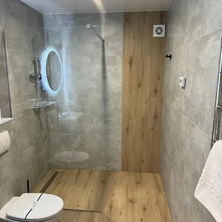 Guest House Zatyshnyi Dvir Bukovel Exterior photo