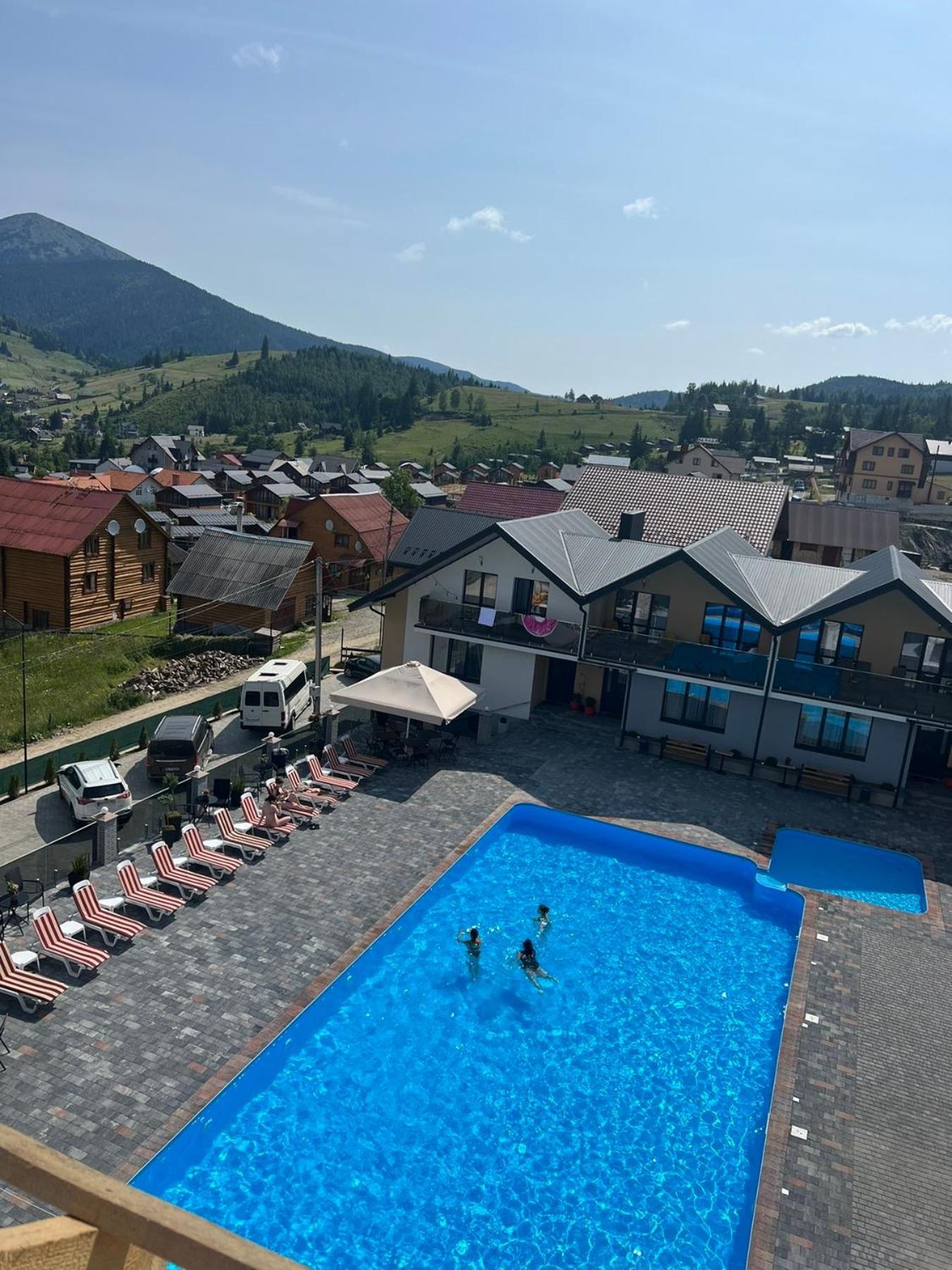 Zatyshnyi Dvir Apartment Bukovel