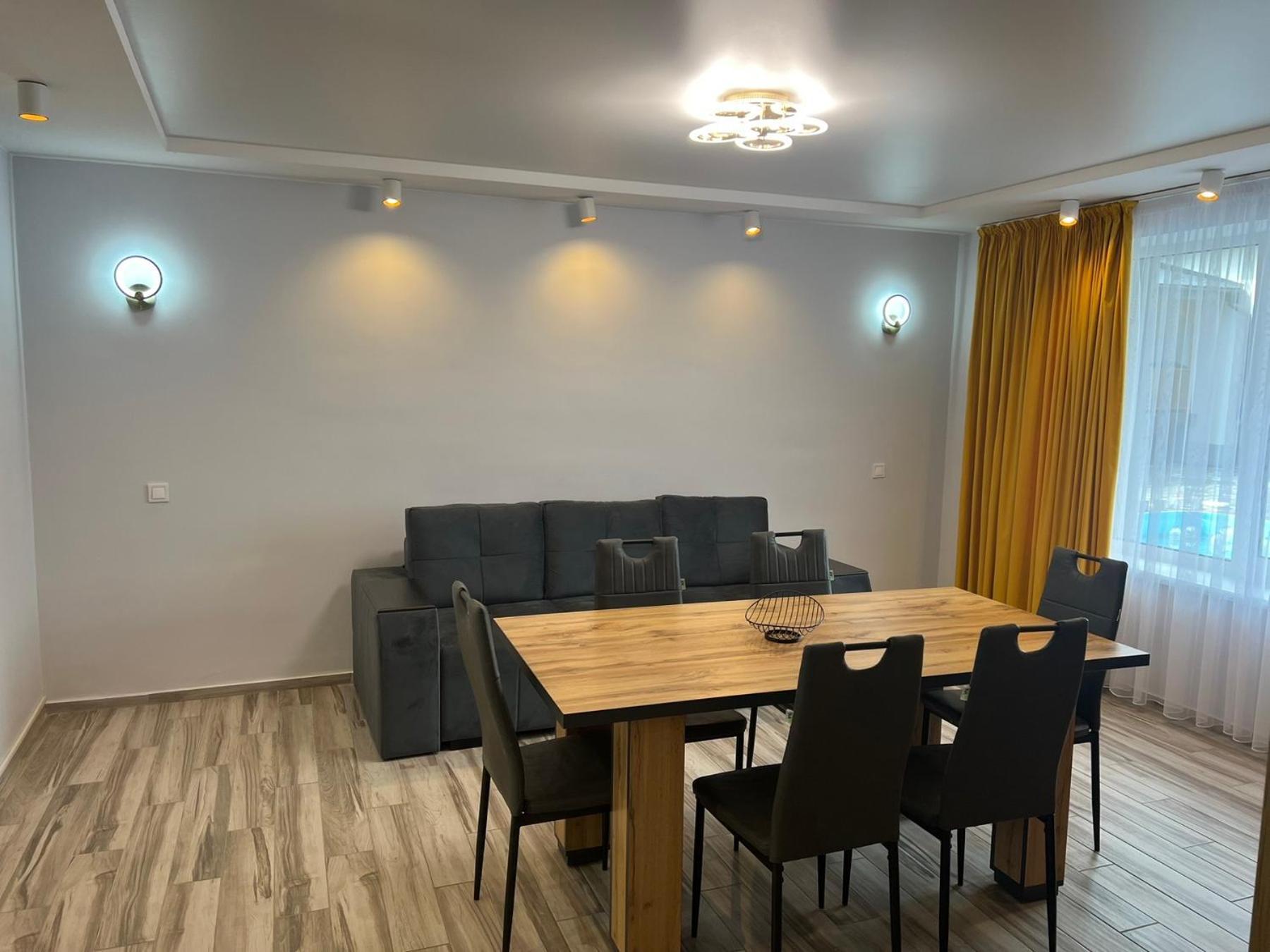 Zatyshnyi Dvir Apartment *