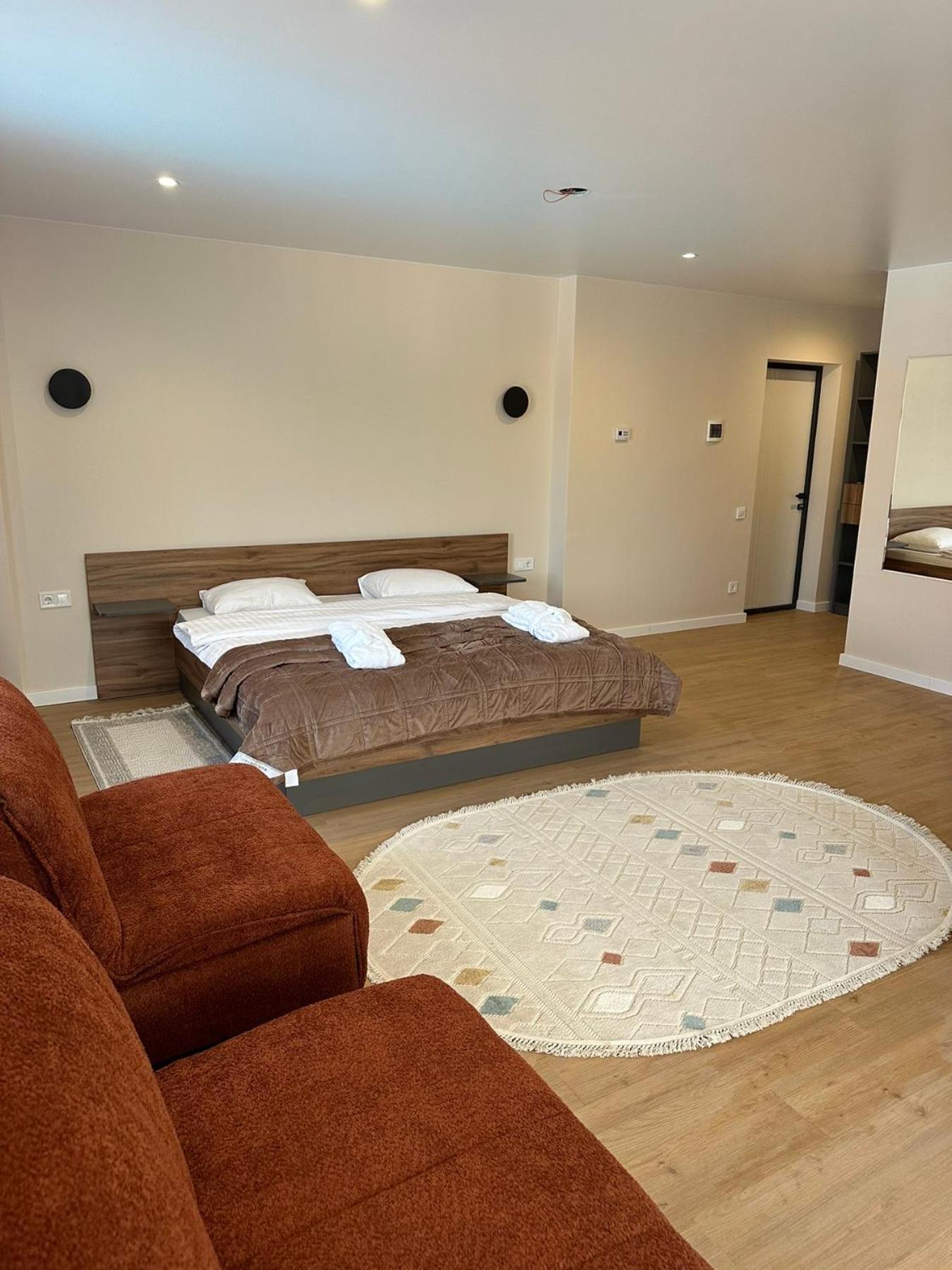Zatyshnyi Dvir Apartment *